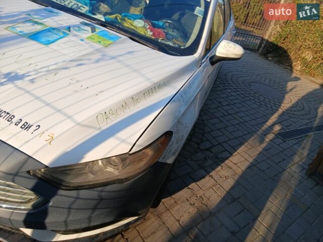 Белый Форд Фьюжн, объемом двигателя 2 л и пробегом 120 тыс. км за 11000 $, фото 11 на Automoto.ua