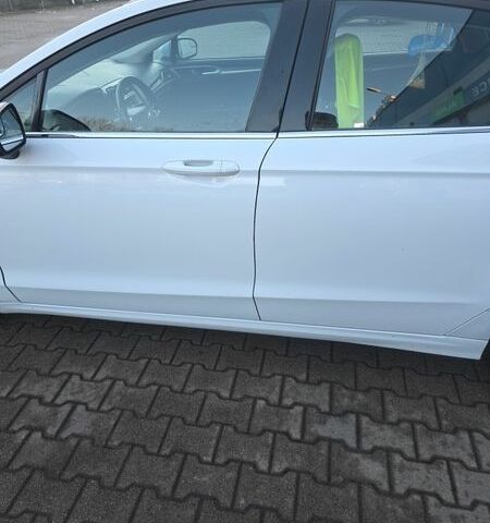 Белый Форд Фьюжн, объемом двигателя 2.5 л и пробегом 77 тыс. км за 11500 $, фото 9 на Automoto.ua