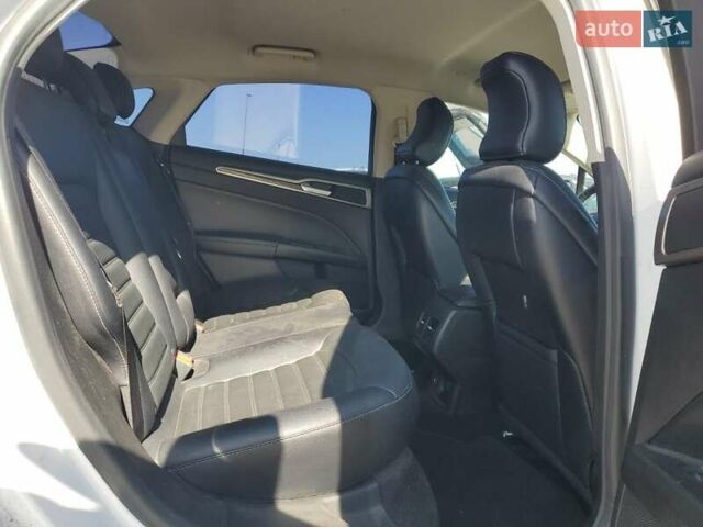 Форд Фьюжен 2018 у Полтаві на Automoto.ua Білий Форд Фьюжен, об'ємом двигуна 2 л та пробігом 155 тис. км за 2600 $, фото 9 на Automoto.ua