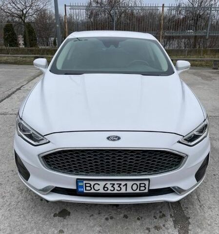 Белый Форд Фьюжн, объемом двигателя 2 л и пробегом 171 тыс. км за 12500 $, фото 1 на Automoto.ua