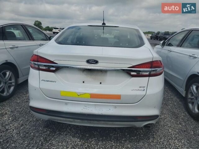 Белый Форд Фьюжн, объемом двигателя 0 л и пробегом 170 тыс. км за 2100 $, фото 5 на Automoto.ua