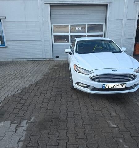 Белый Форд Фьюжн, объемом двигателя 2.5 л и пробегом 77 тыс. км за 11500 $, фото 2 на Automoto.ua