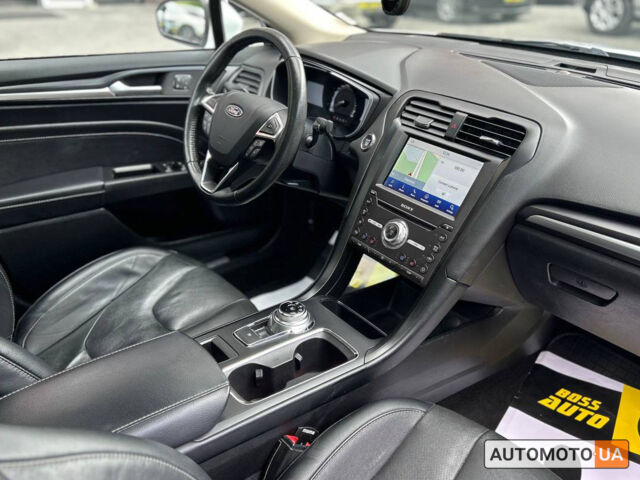 Белый Форд Фьюжн, объемом двигателя 2 л и пробегом 92 тыс. км за 12800 $, фото 16 на Automoto.ua