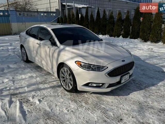 Білий Форд Фьюжен, об'ємом двигуна 2 л та пробігом 81 тис. км за 13800 $, фото 2 на Automoto.ua