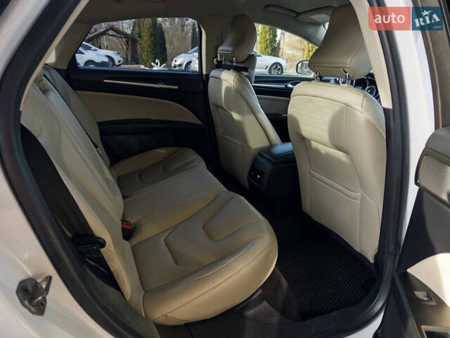 Белый Форд Фьюжн, объемом двигателя 2 л и пробегом 149 тыс. км за 13700 $, фото 19 на Automoto.ua
