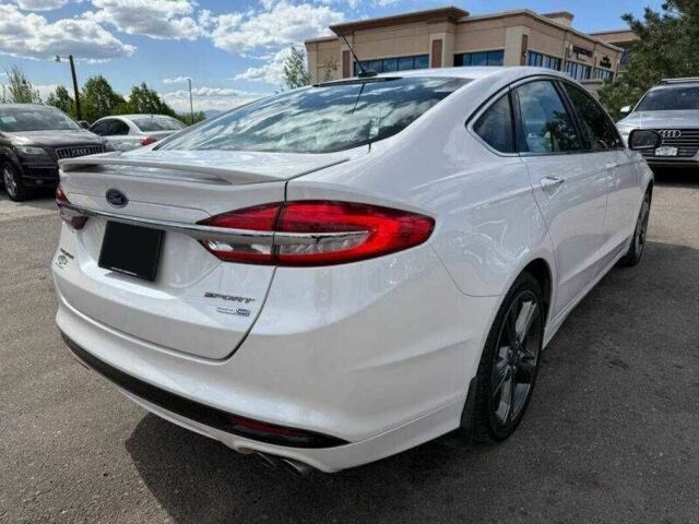 Форд Фьюжн 2018 в Тернополе на Automoto.ua Белый Форд Фьюжн, объемом двигателя 2.7 л и пробегом 34 тыс. км за 2900 $, фото 3 на Automoto.ua