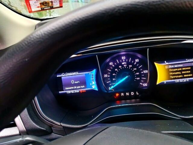 Белый Форд Фьюжн, объемом двигателя 2 л и пробегом 130 тыс. км за 16850 $, фото 2 на Automoto.ua