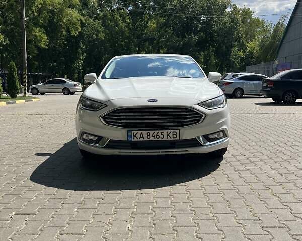 Білий Форд Фьюжен, об'ємом двигуна 2 л та пробігом 111 тис. км за 16000 $, фото 17 на Automoto.ua