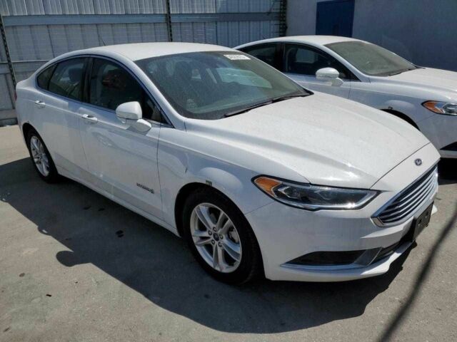 Форд Фьюжен 2018 у Івано-Франківську на Automoto.ua Білий Форд Фьюжен, об'ємом двигуна 2 л та пробігом 20 тис. км за 1800 $, фото 3 на Automoto.ua