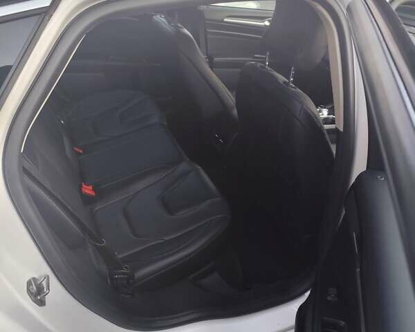 Белый Форд Фьюжн, объемом двигателя 2 л и пробегом 55 тыс. км за 16900 $, фото 11 на Automoto.ua