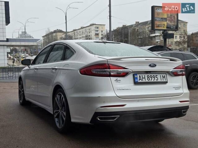 Белый Форд Фьюжн, объемом двигателя 2 л и пробегом 55 тыс. км за 14900 $, фото 4 на Automoto.ua