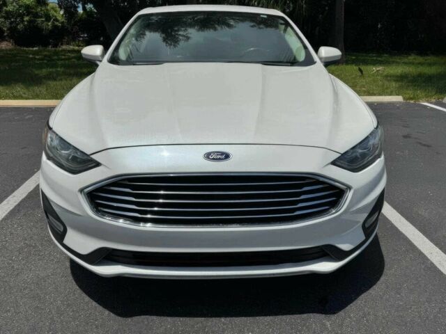 Белый Форд Фьюжн, объемом двигателя 1.5 л и пробегом 32 тыс. км за 14200 $, фото 1 на Automoto.ua