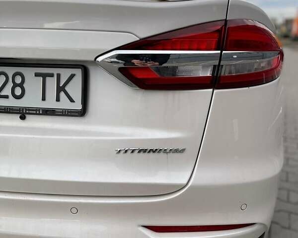 Белый Форд Фьюжн, объемом двигателя 2 л и пробегом 84 тыс. км за 21500 $, фото 12 на Automoto.ua