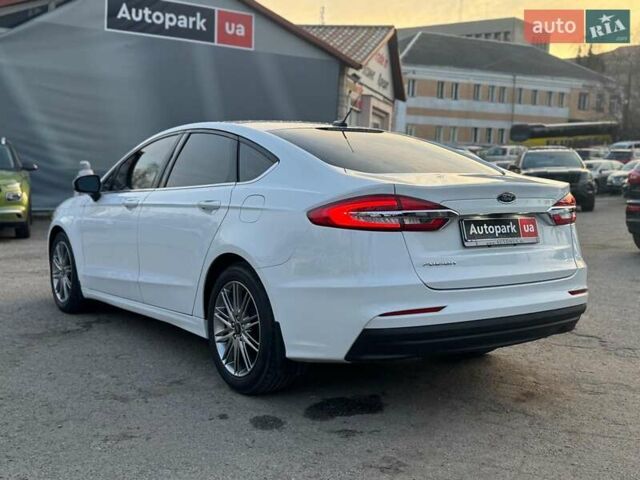 Белый Форд Фьюжн, объемом двигателя 2.5 л и пробегом 79 тыс. км за 13590 $, фото 8 на Automoto.ua
