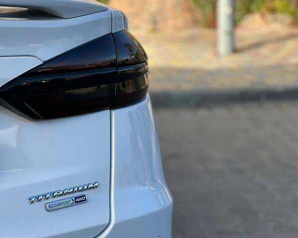 Форд Фьюжн 2019 в Одессе на Automoto.ua Белый Форд Фьюжн, объемом двигателя 2 л и пробегом 140 тыс. км за 15300 $, фото 9 на Automoto.ua
