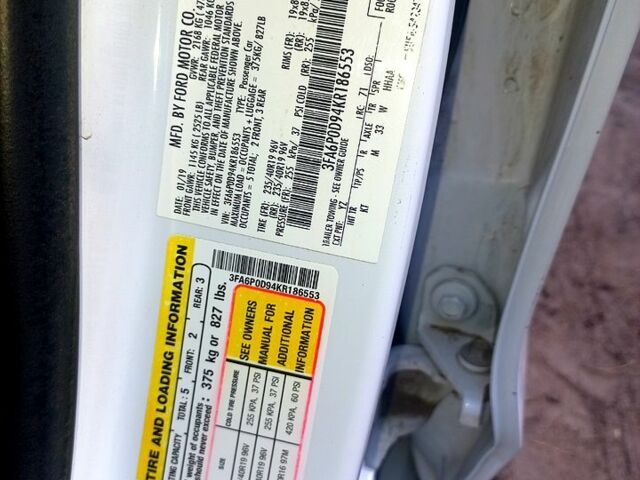 Білий Форд Фьюжен, об'ємом двигуна 2 л та пробігом 160 тис. км за 13000 $, фото 8 на Automoto.ua