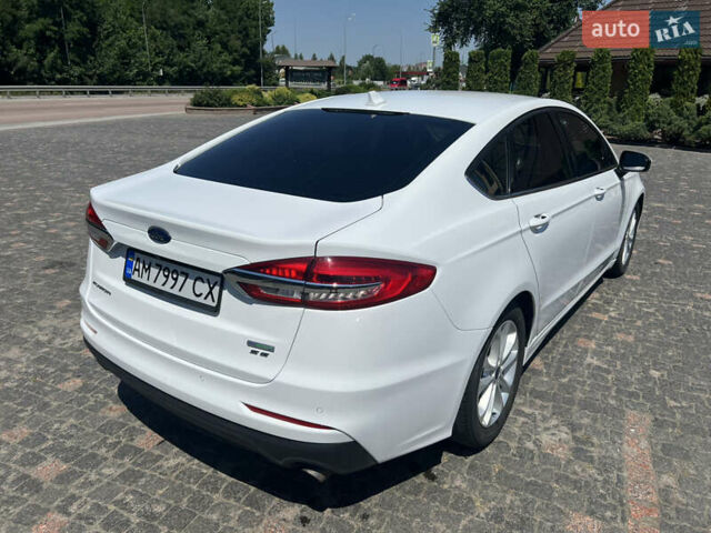 Форд Фьюжн 2019 в Житомире на Automoto.ua Белый Форд Фьюжн, объемом двигателя 1.5 л и пробегом 70 тыс. км за 13600 $, фото 4 на Automoto.ua