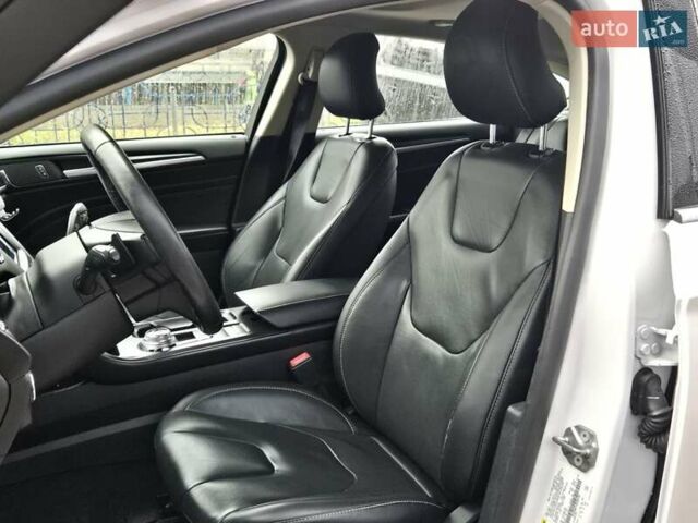 Белый Форд Фьюжн, объемом двигателя 2 л и пробегом 55 тыс. км за 14900 $, фото 8 на Automoto.ua