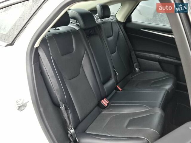 Белый Форд Фьюжн, объемом двигателя 2 л и пробегом 55 тыс. км за 14900 $, фото 14 на Automoto.ua