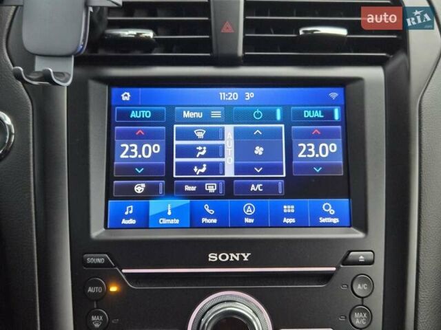 Белый Форд Фьюжн, объемом двигателя 2 л и пробегом 55 тыс. км за 14900 $, фото 23 на Automoto.ua