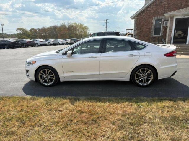 Белый Форд Фьюжн, объемом двигателя 2 л и пробегом 33 тыс. км за 6800 $, фото 2 на Automoto.ua