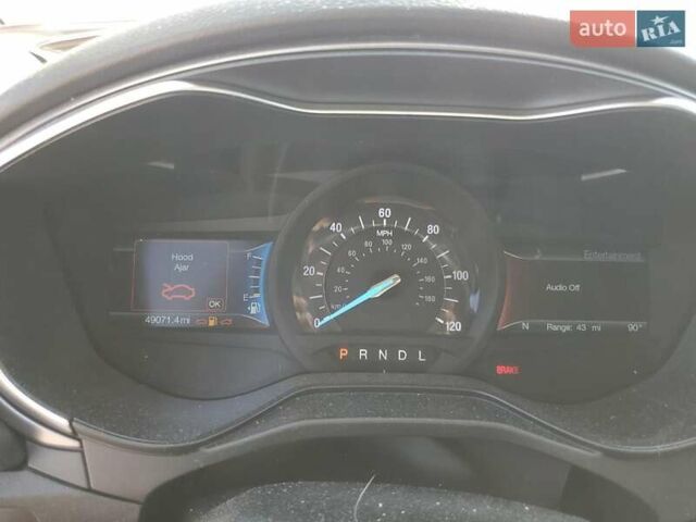 Білий Форд Фьюжен, об'ємом двигуна 2 л та пробігом 78 тис. км за 3600 $, фото 8 на Automoto.ua