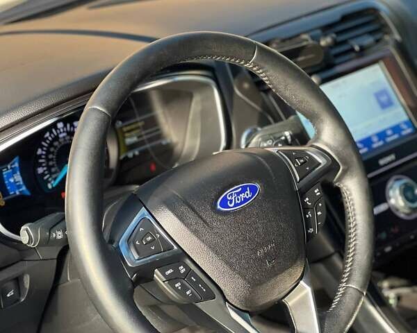 Форд Фьюжн 2019 в Одессе на Automoto.ua Белый Форд Фьюжн, объемом двигателя 2 л и пробегом 140 тыс. км за 15300 $, фото 15 на Automoto.ua