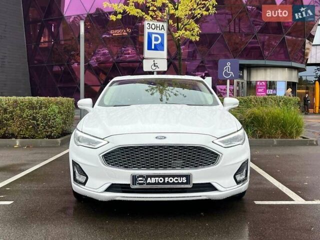 Форд Фьюжен 2019 у Києві на Automoto.ua Білий Форд Фьюжен, об'ємом двигуна 2 л та пробігом 81 тис. км за 20490 $, фото 1 на Automoto.ua