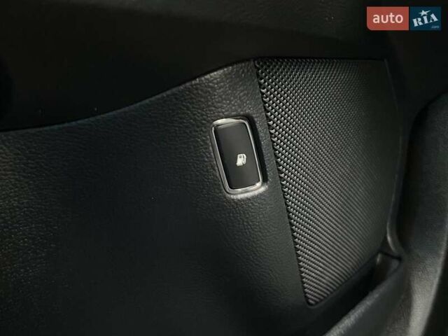 Форд Фьюжен 2019 у Києві на Automoto.ua Білий Форд Фьюжен, об'ємом двигуна 2 л та пробігом 81 тис. км за 20490 $, фото 17 на Automoto.ua
