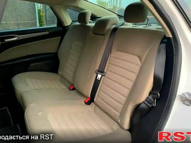 Белый Форд Фьюжн, объемом двигателя 2.4 л и пробегом 66 тыс. км за 11999 $, фото 7 на Automoto.ua