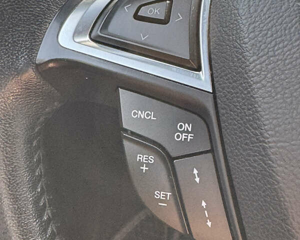 Белый Форд Фьюжн, объемом двигателя 2 л и пробегом 94 тыс. км за 19900 $, фото 17 на Automoto.ua