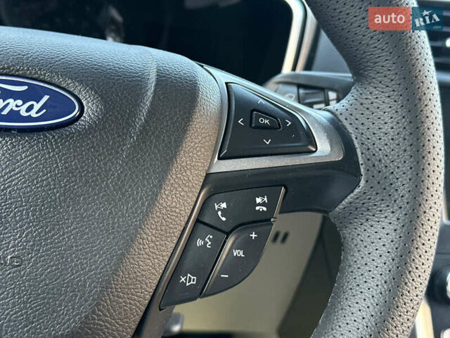 Белый Форд Фьюжн, объемом двигателя 2 л и пробегом 147 тыс. км за 16500 $, фото 57 на Automoto.ua