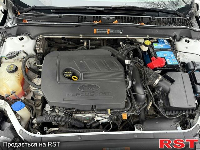 Белый Форд Фьюжн, объемом двигателя 1.5 л и пробегом 105 тыс. км за 14500 $, фото 11 на Automoto.ua