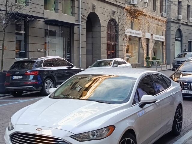 Білий Форд Фьюжен, об'ємом двигуна 2.5 л та пробігом 59 тис. км за 14500 $, фото 1 на Automoto.ua