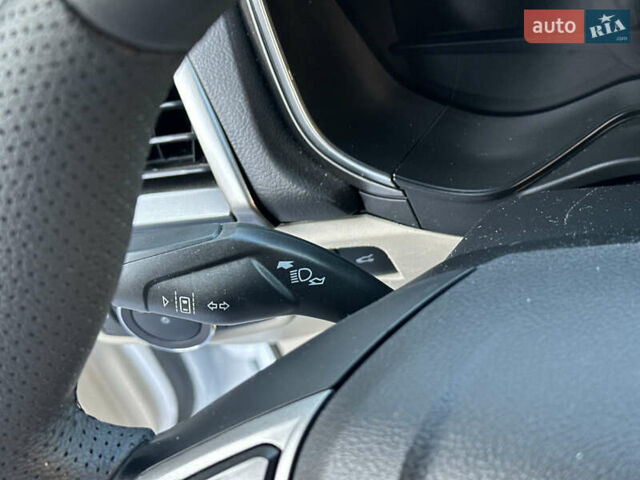 Белый Форд Фьюжн, объемом двигателя 2 л и пробегом 147 тыс. км за 16500 $, фото 59 на Automoto.ua