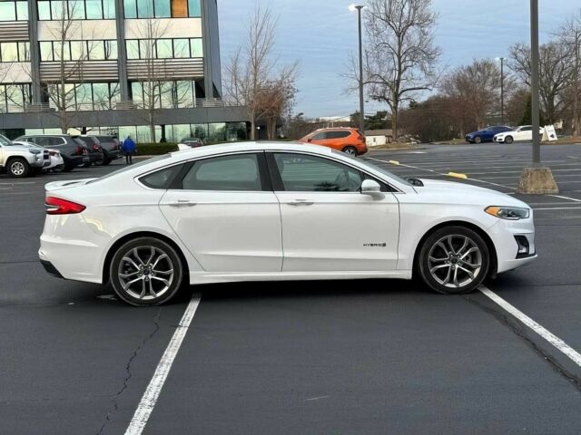 Белый Форд Фьюжн, объемом двигателя 2 л и пробегом 34 тыс. км за 9000 $, фото 7 на Automoto.ua