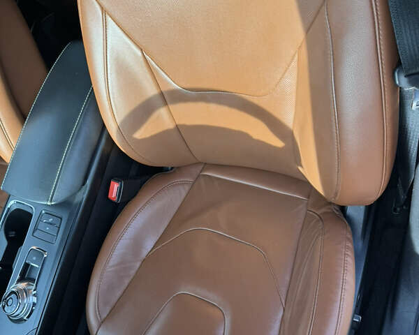 Белый Форд Фьюжн, объемом двигателя 2 л и пробегом 94 тыс. км за 19900 $, фото 21 на Automoto.ua