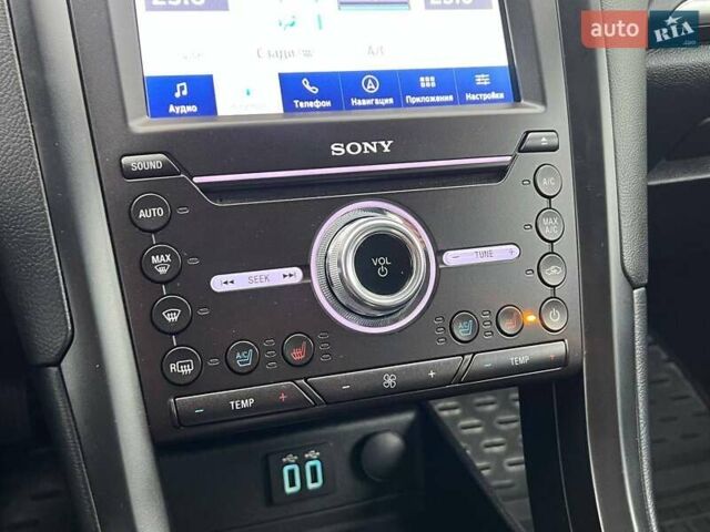 Белый Форд Фьюжн, объемом двигателя 2 л и пробегом 81 тыс. км за 18990 $, фото 31 на Automoto.ua