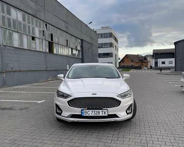 Белый Форд Фьюжн, объемом двигателя 2 л и пробегом 84 тыс. км за 21500 $, фото 17 на Automoto.ua