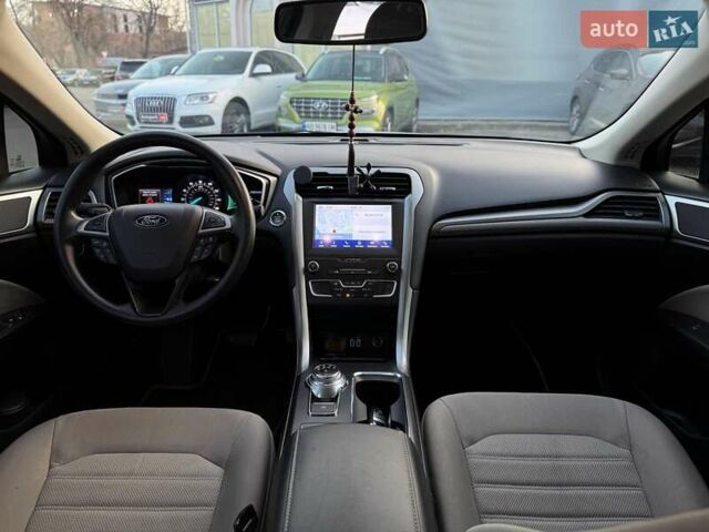 Белый Форд Фьюжн, объемом двигателя 2.5 л и пробегом 79 тыс. км за 13590 $, фото 38 на Automoto.ua