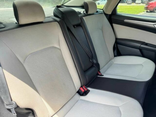 Белый Форд Фьюжн, объемом двигателя 1.5 л и пробегом 32 тыс. км за 14200 $, фото 9 на Automoto.ua