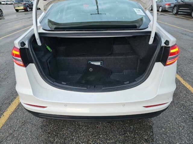 Білий Форд Фьюжен, об'ємом двигуна 0 л та пробігом 79 тис. км за 15000 $, фото 6 на Automoto.ua