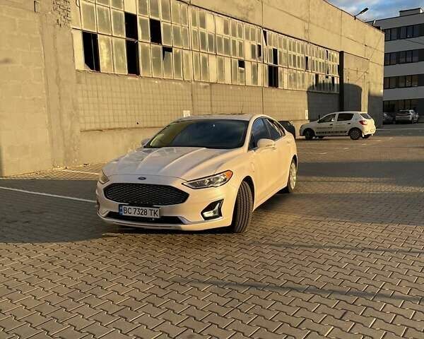 Белый Форд Фьюжн, объемом двигателя 2 л и пробегом 84 тыс. км за 21500 $, фото 33 на Automoto.ua