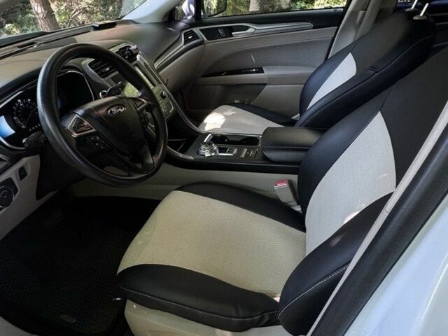 Белый Форд Фьюжн, объемом двигателя 2 л и пробегом 126 тыс. км за 14500 $, фото 4 на Automoto.ua