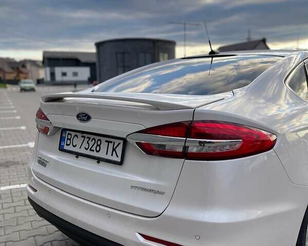 Белый Форд Фьюжн, объемом двигателя 2 л и пробегом 84 тыс. км за 21500 $, фото 24 на Automoto.ua