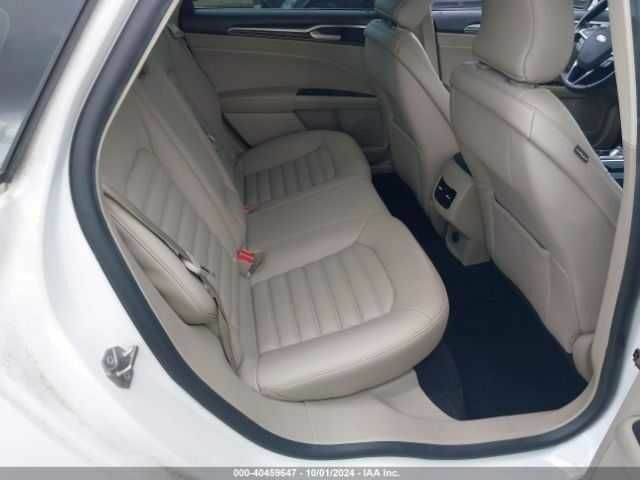 Білий Форд Фьюжен, об'ємом двигуна 2 л та пробігом 118 тис. км за 2100 $, фото 7 на Automoto.ua