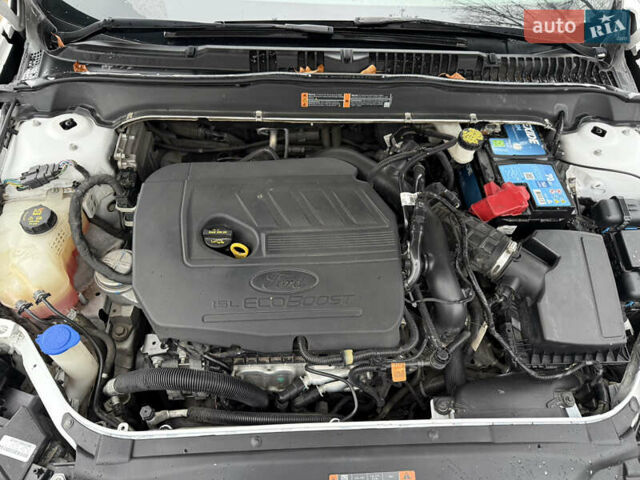 Белый Форд Фьюжн, объемом двигателя 1.5 л и пробегом 105 тыс. км за 14500 $, фото 13 на Automoto.ua