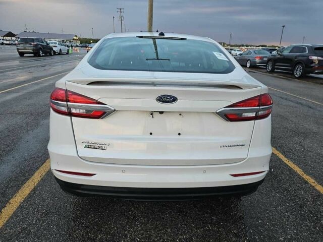 Білий Форд Фьюжен, об'ємом двигуна 0 л та пробігом 79 тис. км за 15000 $, фото 4 на Automoto.ua