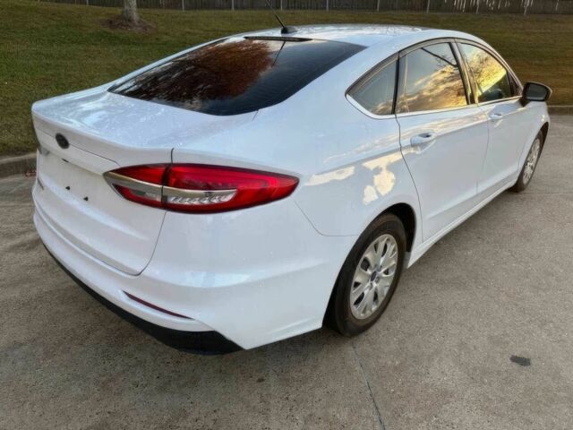 Білий Форд Фьюжен, об'ємом двигуна 2.5 л та пробігом 45 тис. км за 7500 $, фото 5 на Automoto.ua