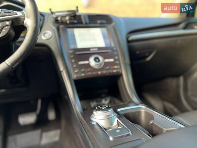 Форд Фьюжн 2019 в Одессе на Automoto.ua Белый Форд Фьюжн, объемом двигателя 2 л и пробегом 140 тыс. км за 15300 $, фото 21 на Automoto.ua